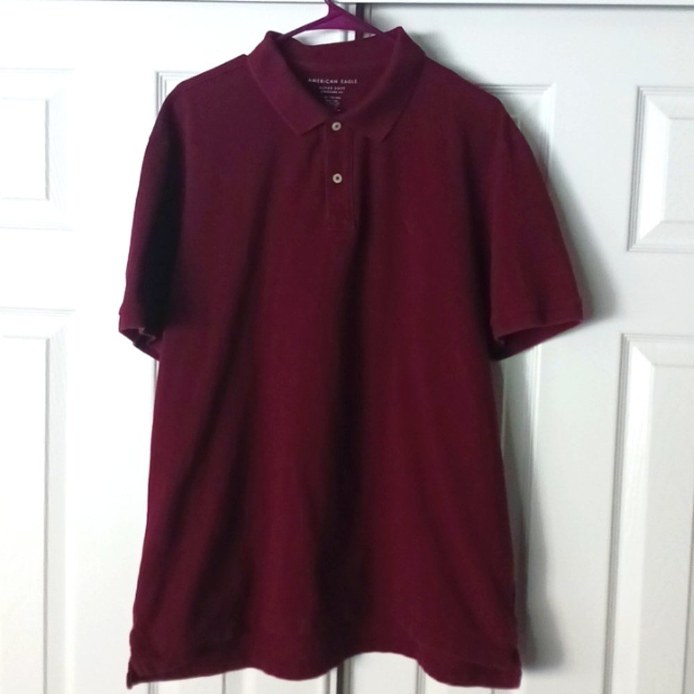 American Eagle Maroon polo, AXXL runs a bit small, good condition.